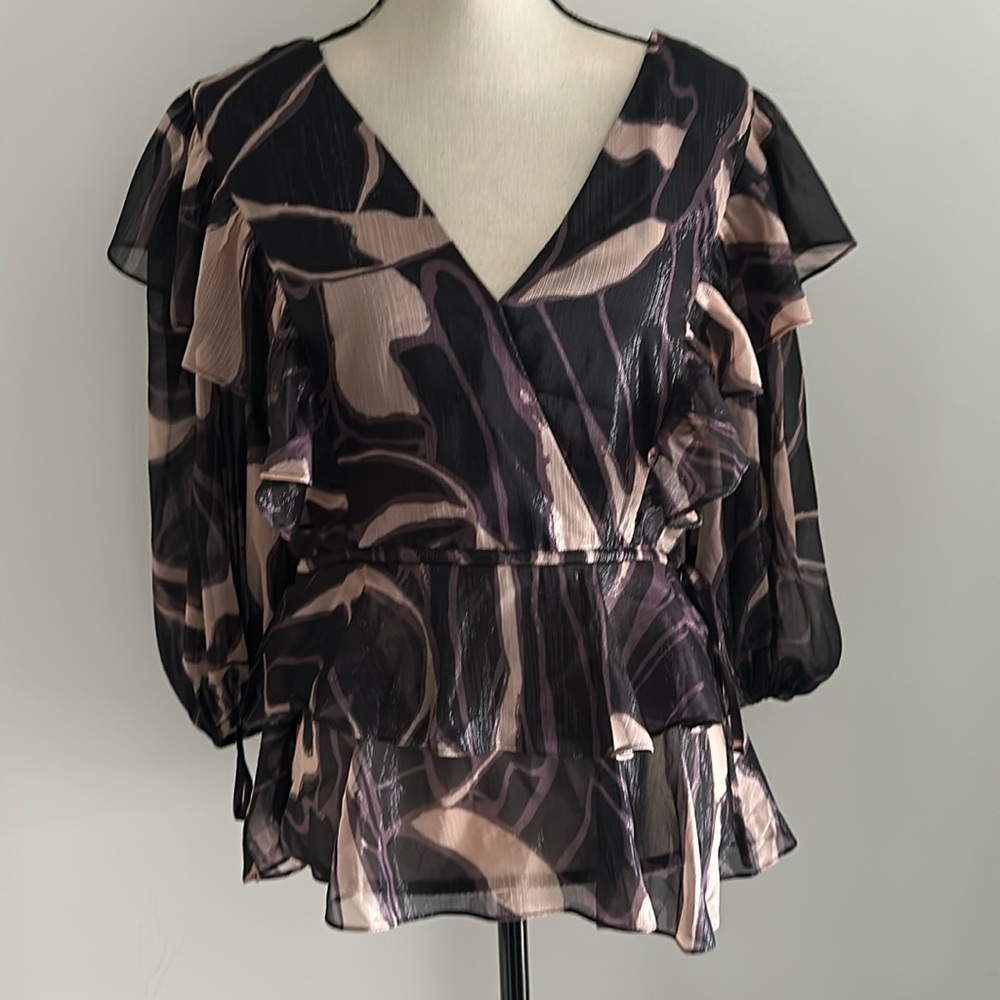 TBRVNTTW Ted Baker Ruffle V-Neck Top with Toe Waist